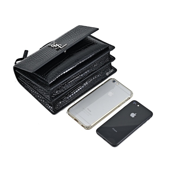 Saint Laurent Medium Monogram Sunset Leather Bag - Picture 4 of 8